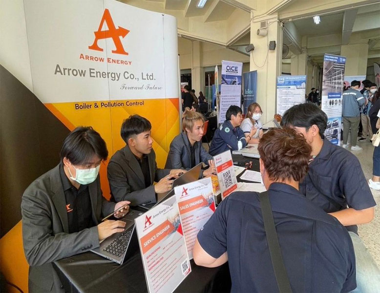 Arrow Energy set up an exhibition booth at the KMITL Job Fair 2023